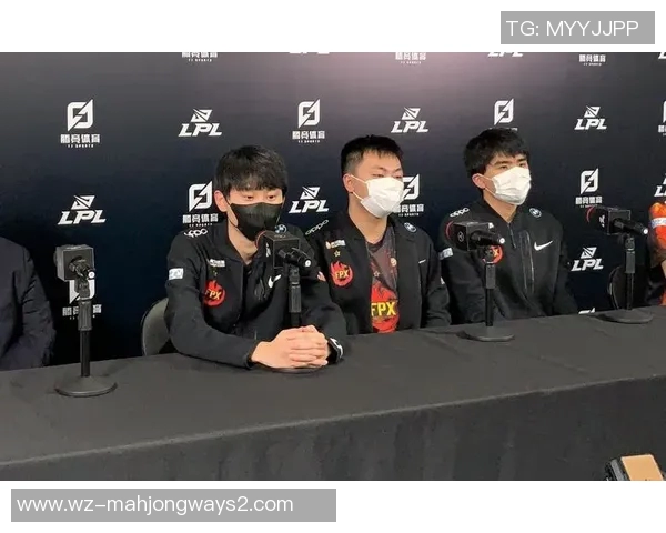 深入分析FPX边路渗透打法的战术特点与实战应用